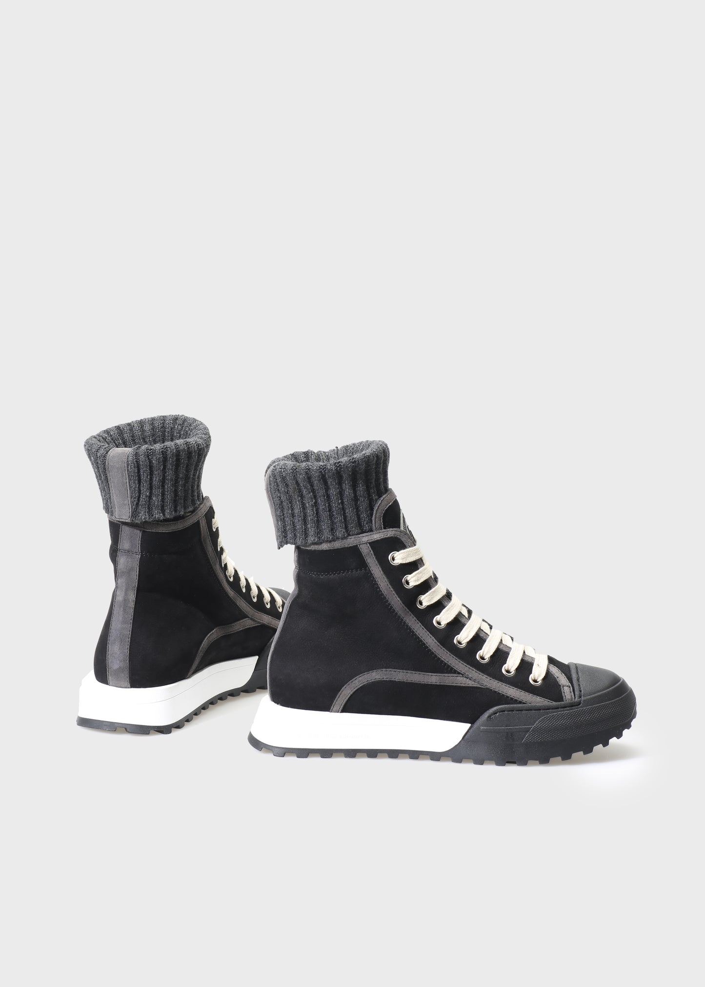 ELSA 003 NERO SNEAKERS IN NABUK IDRO LEATHER
