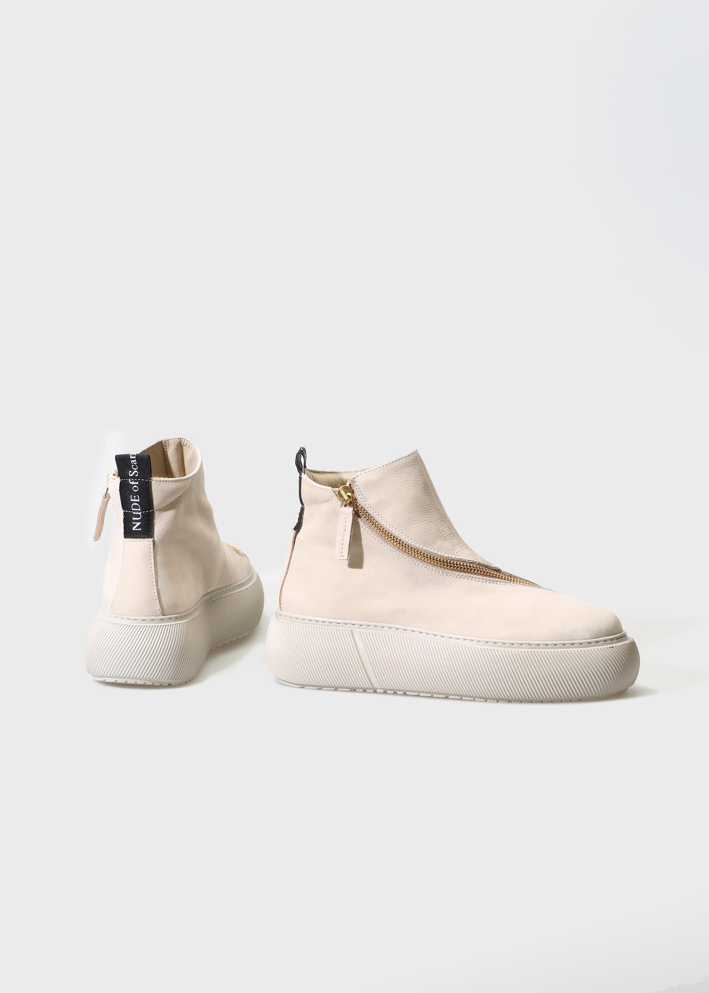 HEDDA 001 GESSO SNEAKER IN NABUK IDRO LEATHER