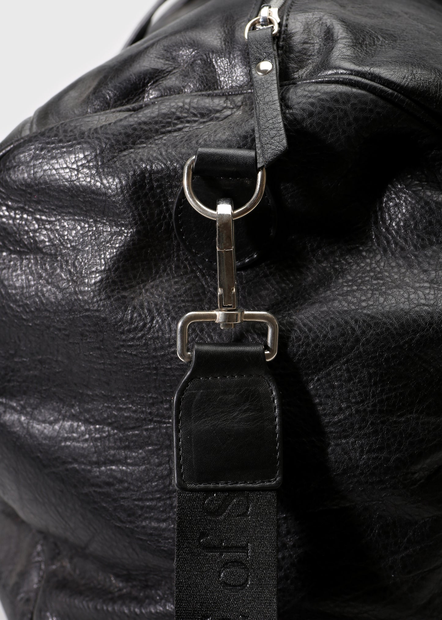 WEEKEND 001 NERO BAG IN SARATOGA LEATHER