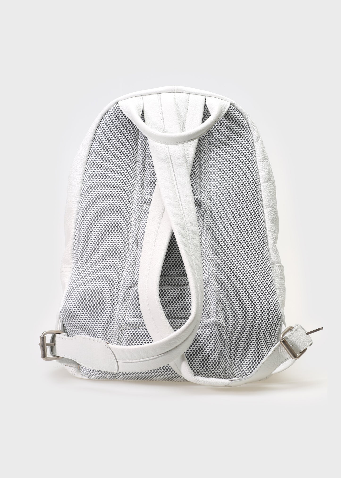 BACKPACK 001 WHITE/BLACK BAG IN TECH