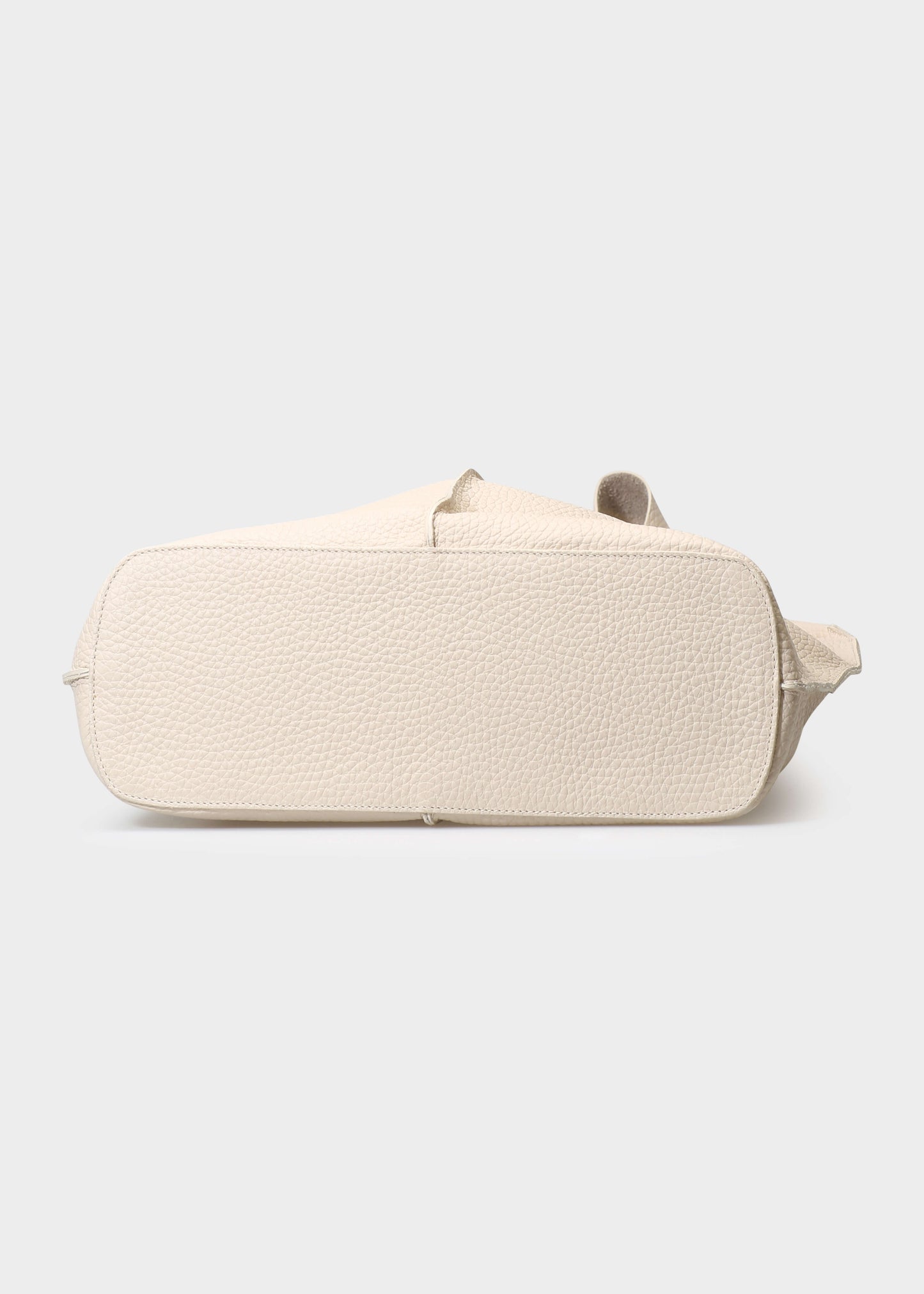 ADELE LATTE BAG IN CAPRICORNO LEATHER