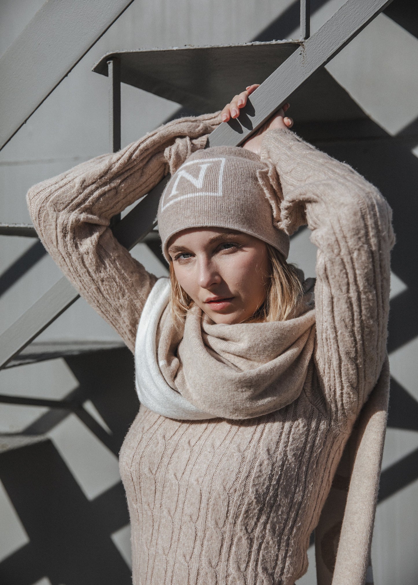 JAMI CASHMERE BEIGE/PANNA BEANIE