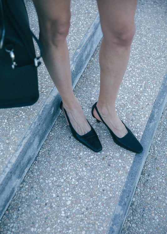 CAMILLA 006 NERO HEELS IN COCCO BABY LEATHER