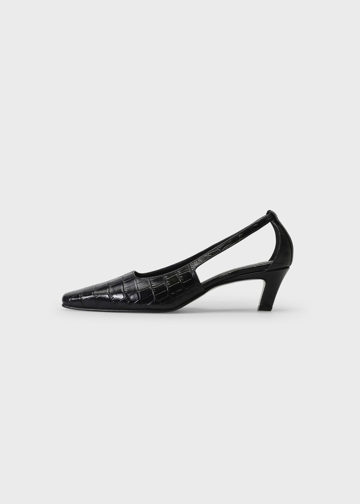 CAMILLA 006 NERO HEELS IN COCCO BABY LEATHER