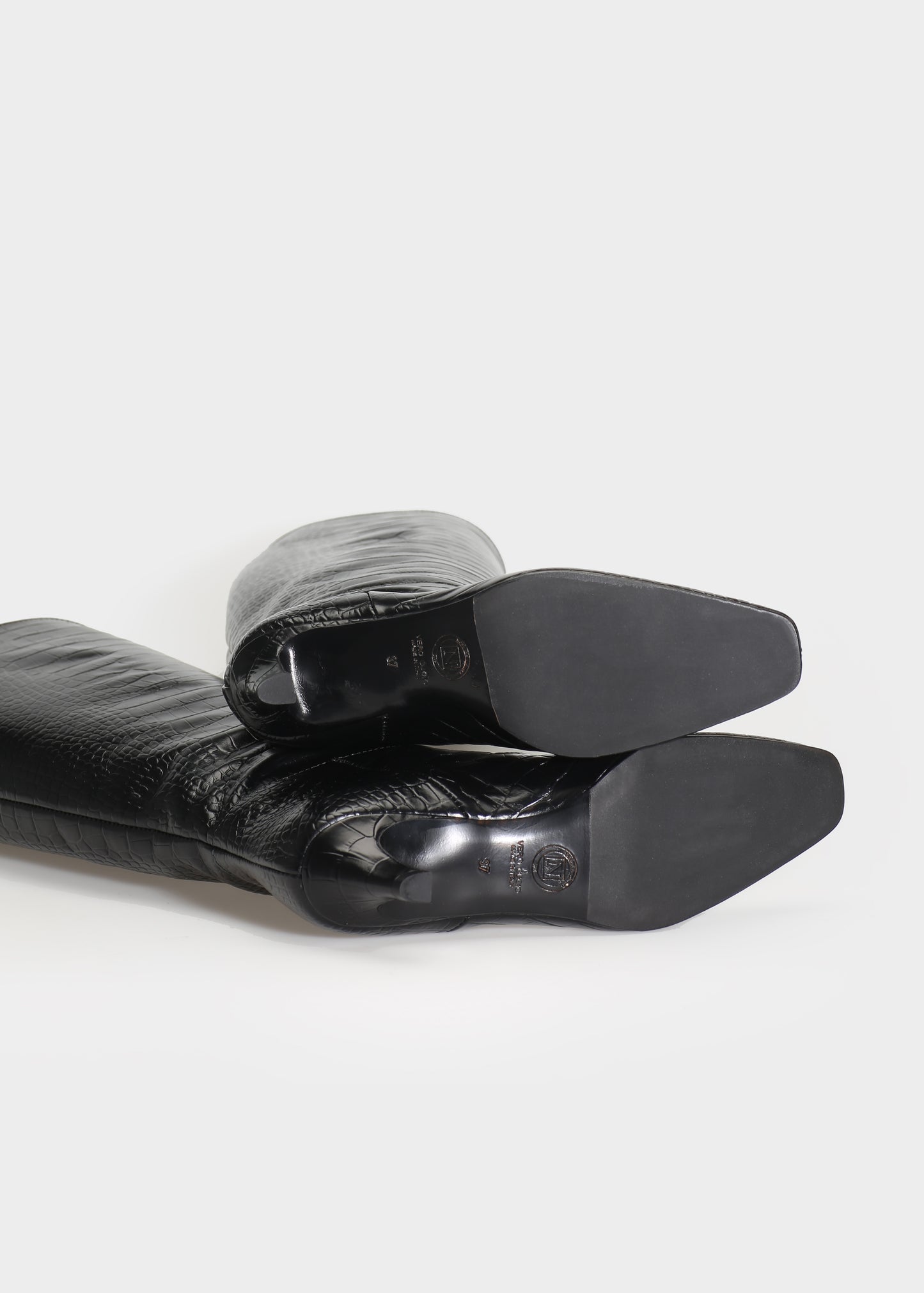 CAMILLA 002 NERO BOOTS IN COCCO BABY LEATHER