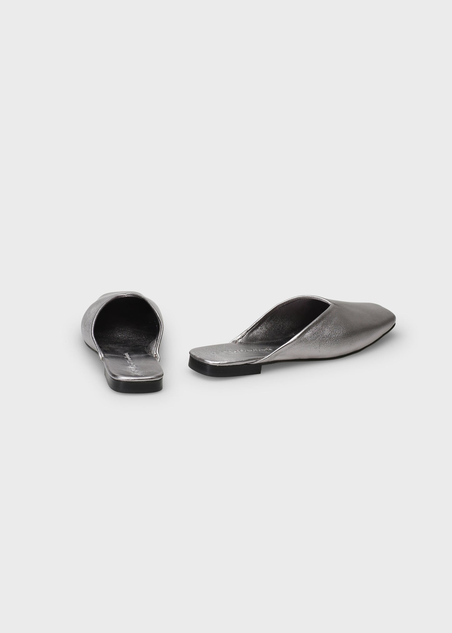 CHLOE 010 ACCIAO BALLERINA IN LAMINATO LEATHER