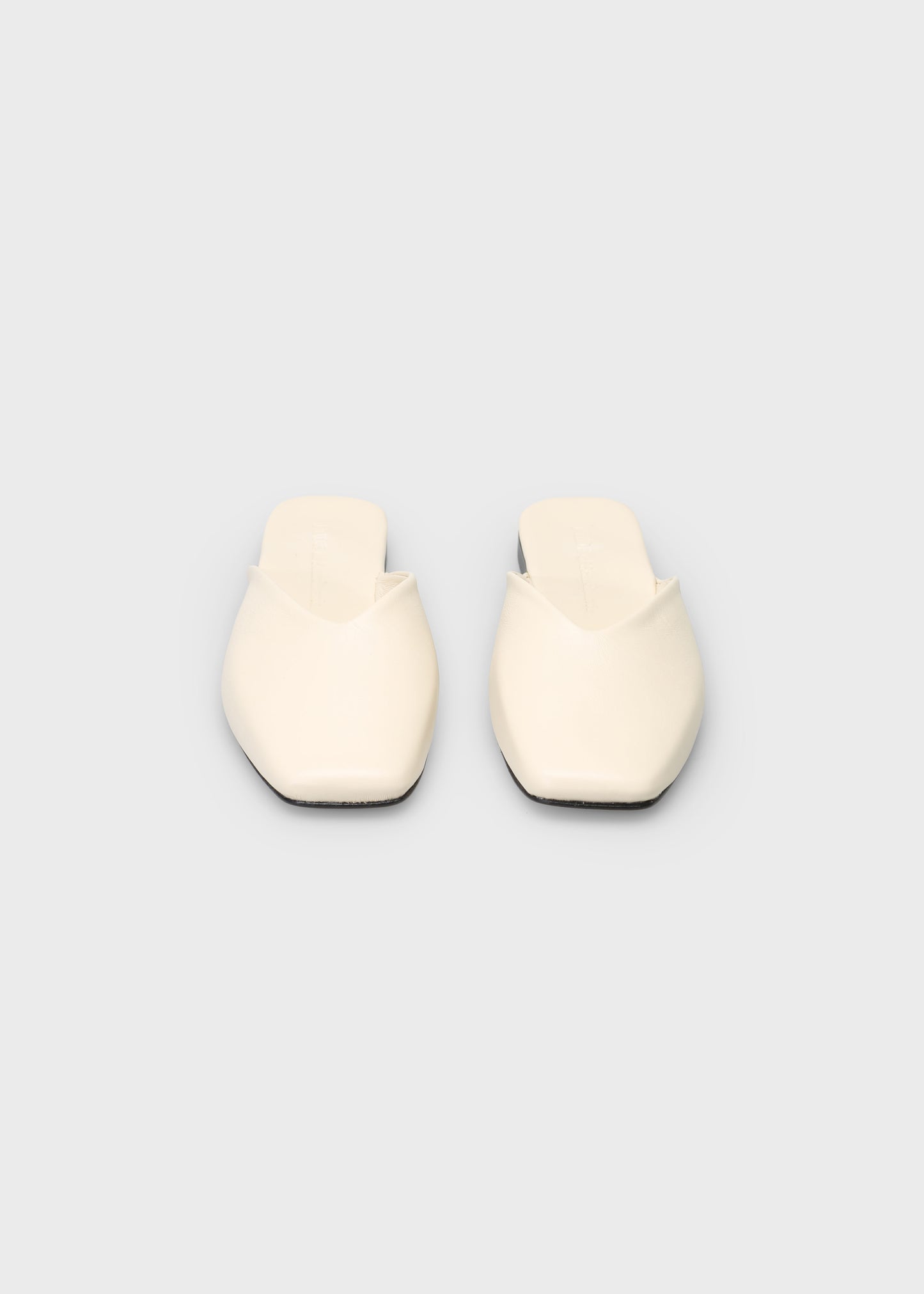 CHLOE 010 CRUDO BALLERINA IN TROPEZ LEATHER
