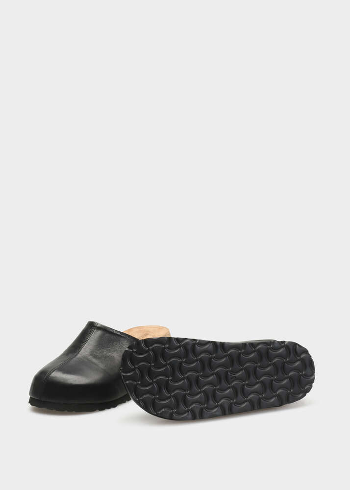 ELVIRA 004 NERO SANDAL IN TROPEZ LEATHER