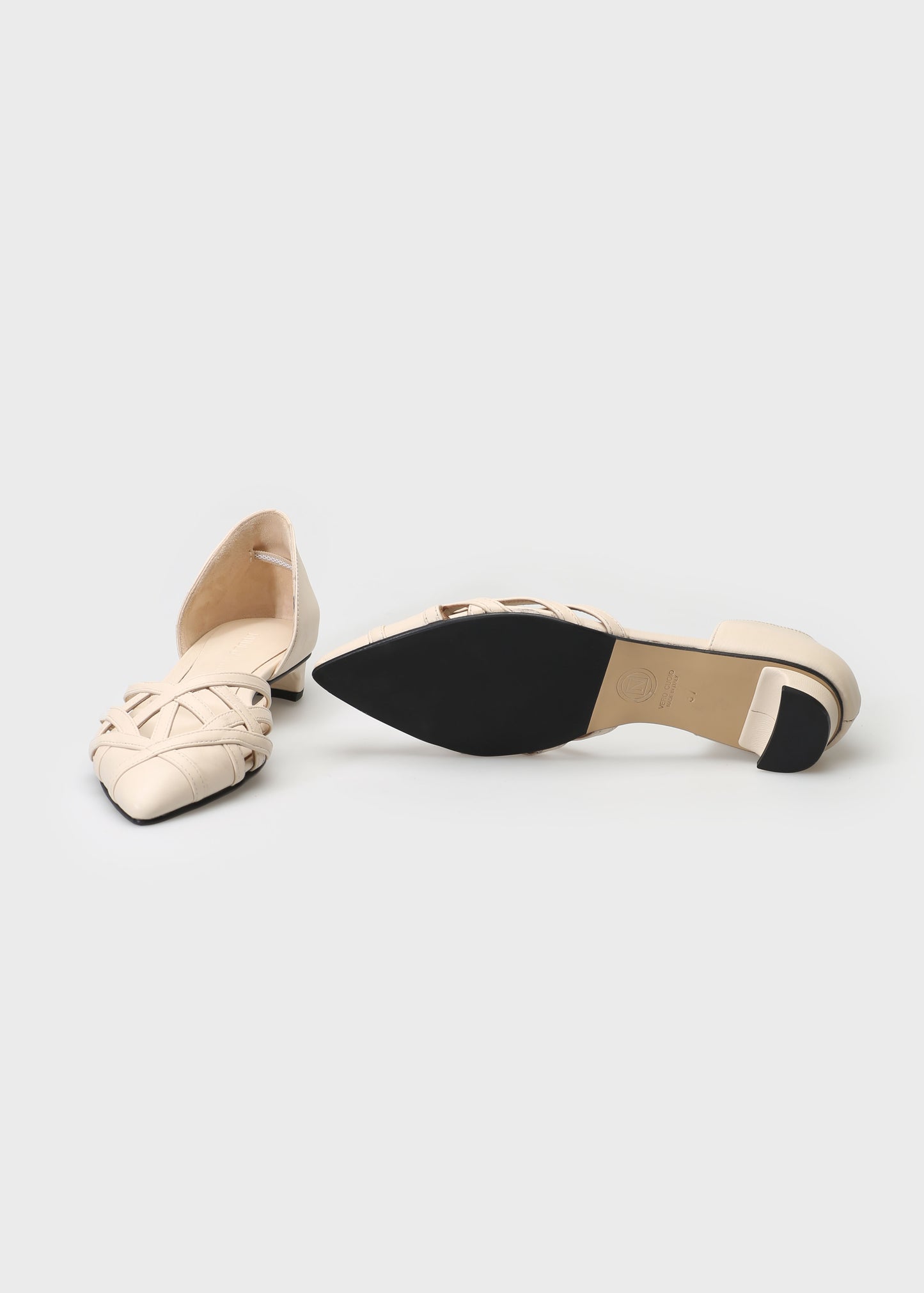 FANNY 002 CRUDO FLAT-HEEL IN TROPEZ LEATHER