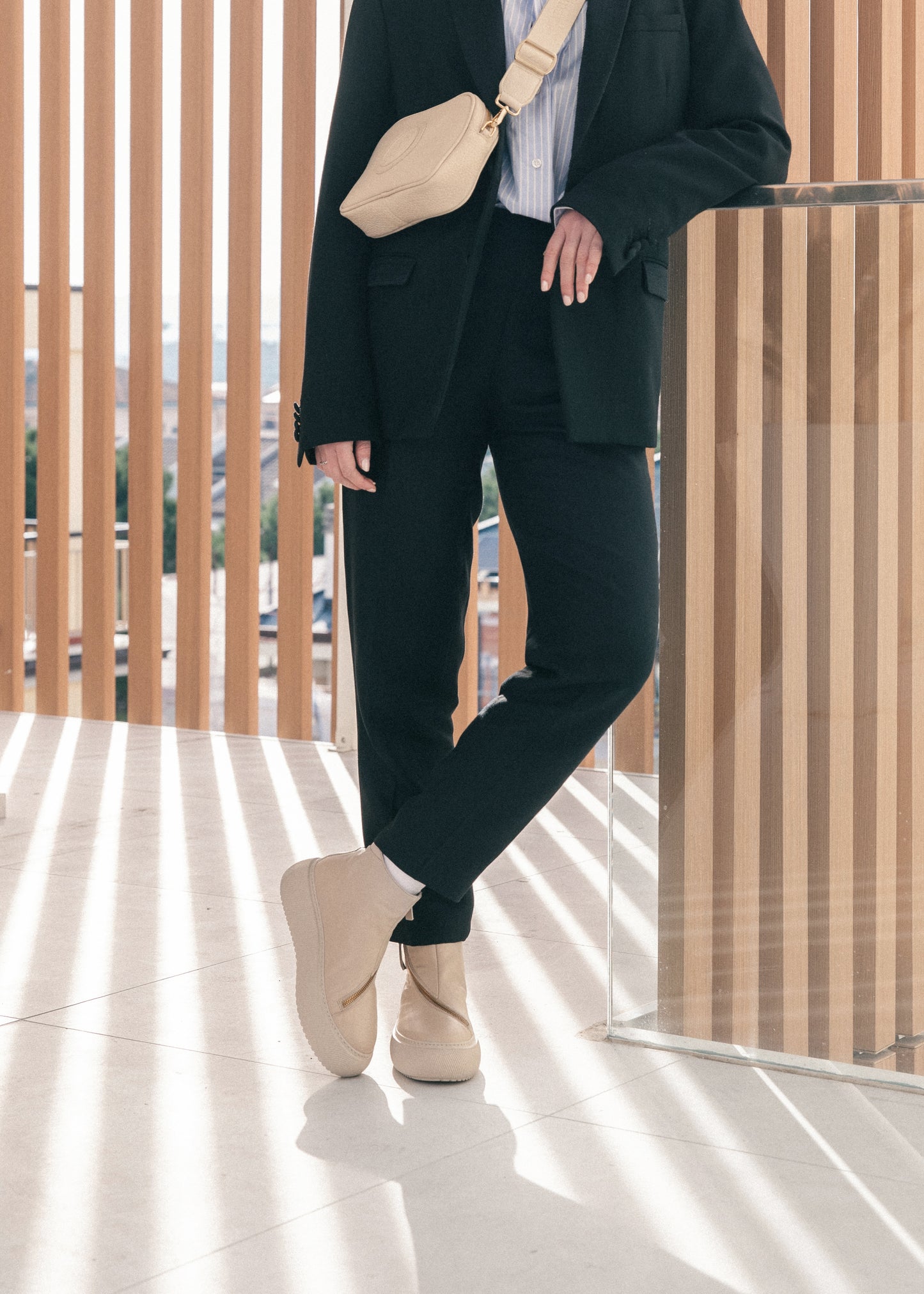 HEDDA 001 LATTE MACCHIATO SNEAKER IN CAPRICORNO LEATHER