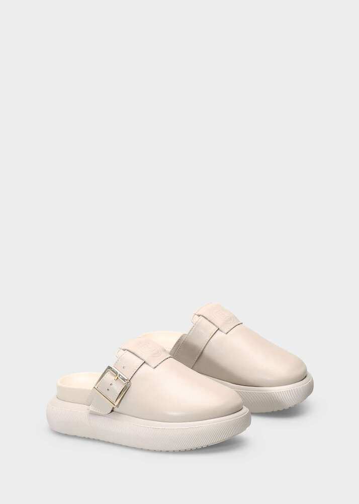 HEDDA 013 LATTE MACCHIATO SANDAL IN CAPRICORNO LEATHER