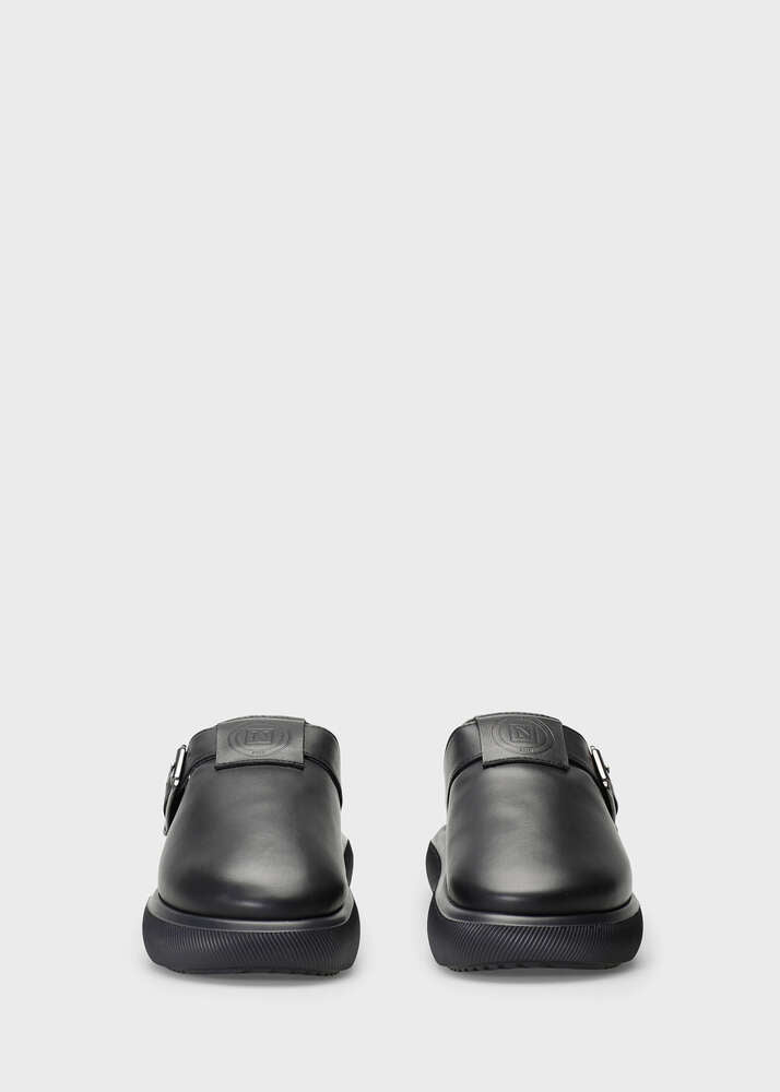 HEDDA 013 NERO SANDAL IN CAPRICORNO LEATHER