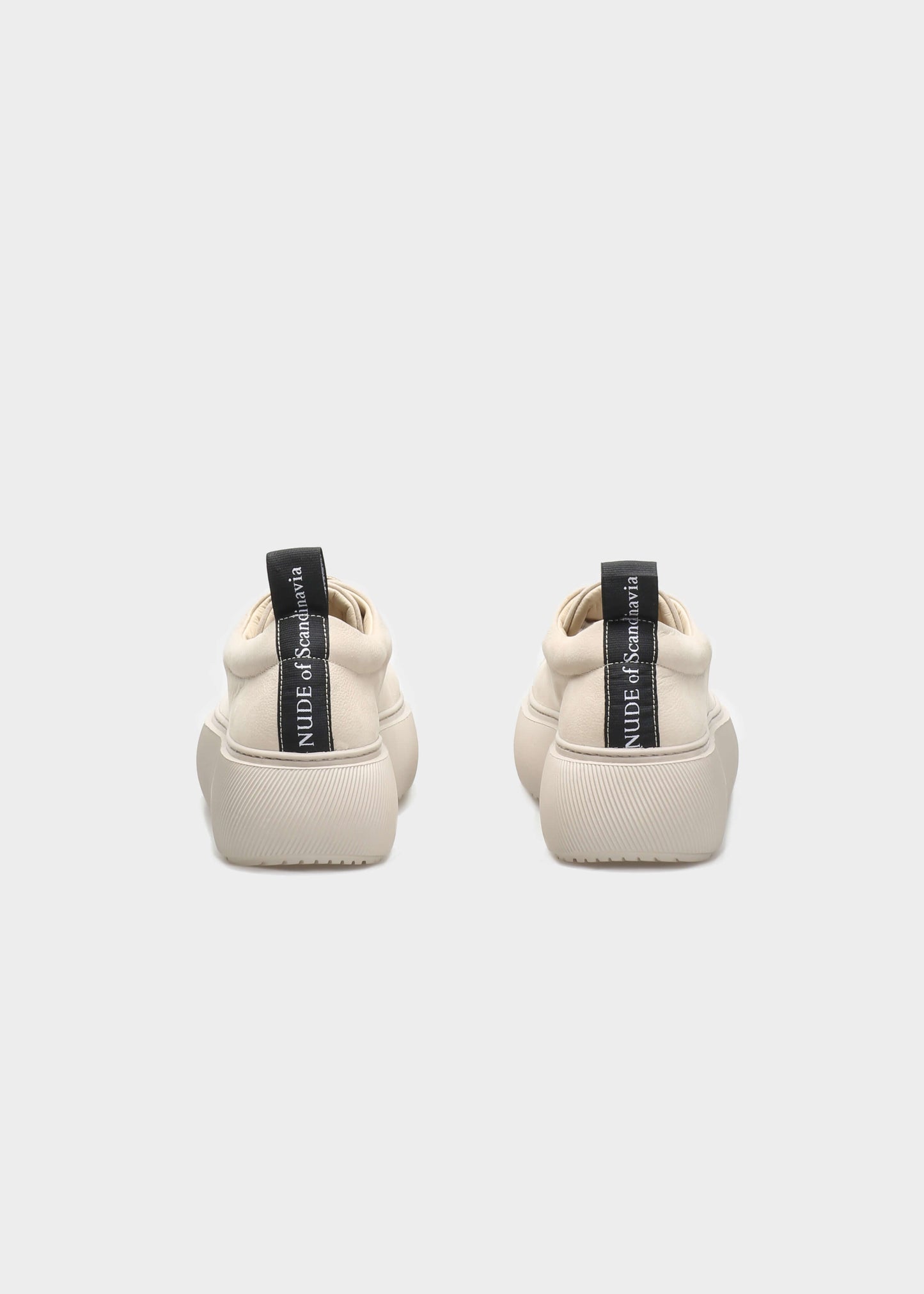 HEDDA 015 GESSO SNEAKER IN NABUK IDRO LEATHER