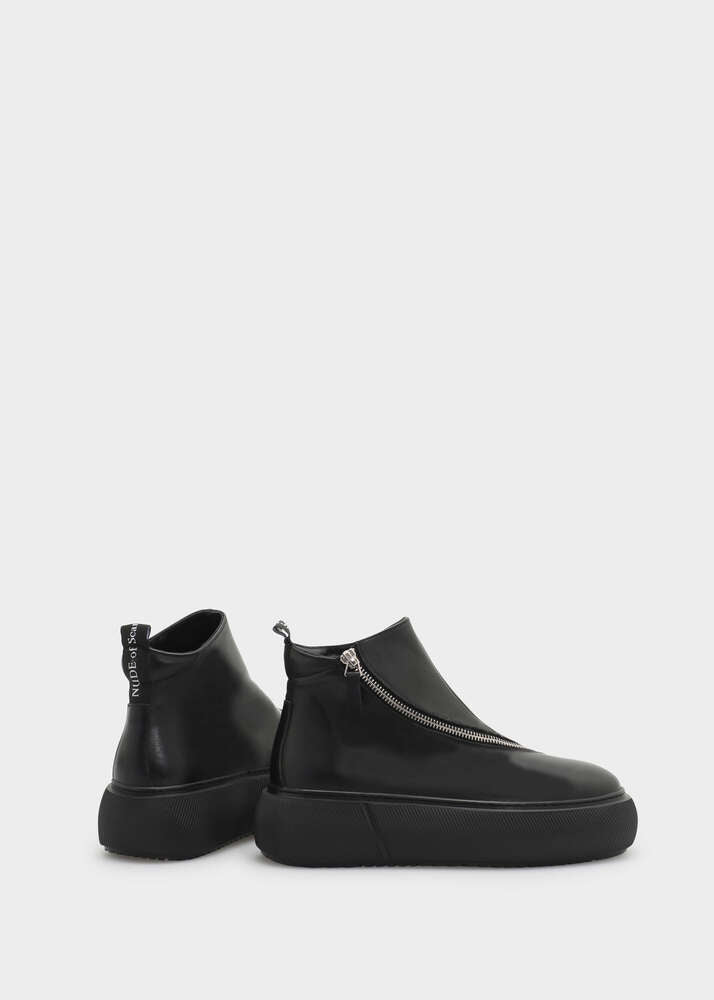 HEDDA 001 NERO SNEAKER IN CAPRICORNO LEATHER