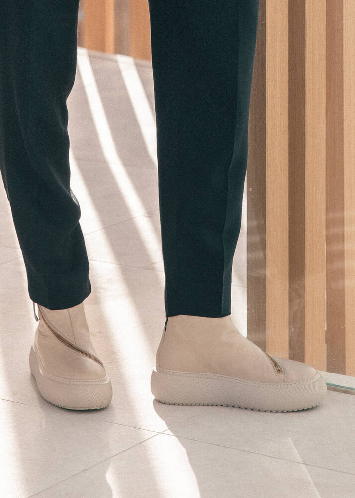 HEDDA 001 LATTE MACCHIATO SNEAKER IN CAPRICORNO LEATHER