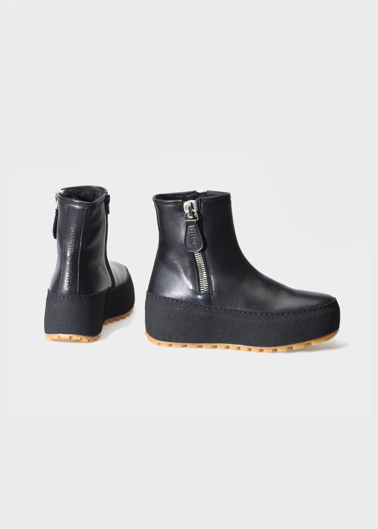 WINTER 002L NERO BOOT IN KIPS LEATHER - AMBRA SOLE