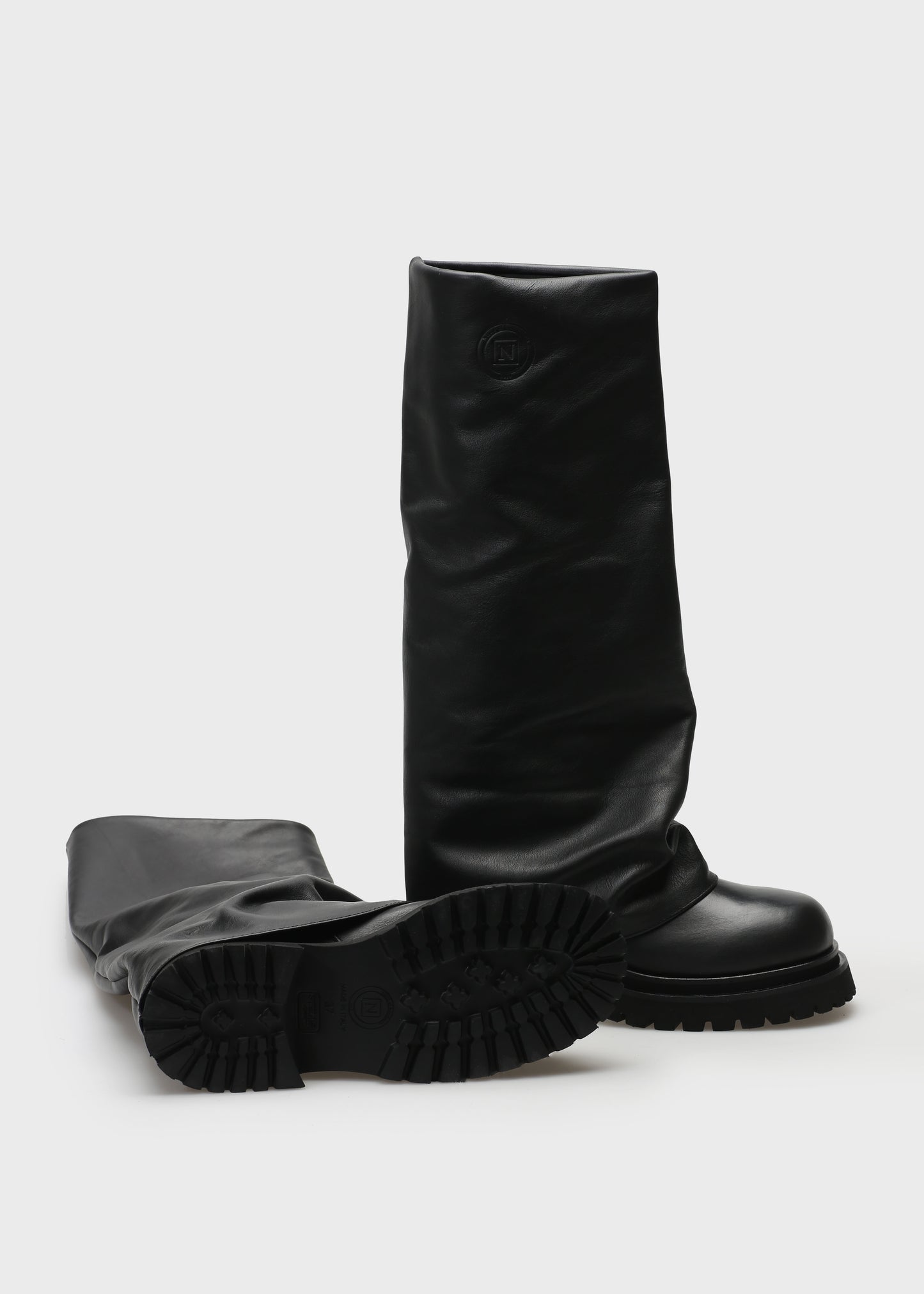 ULRIKA 102 CAPRICORNO NERO