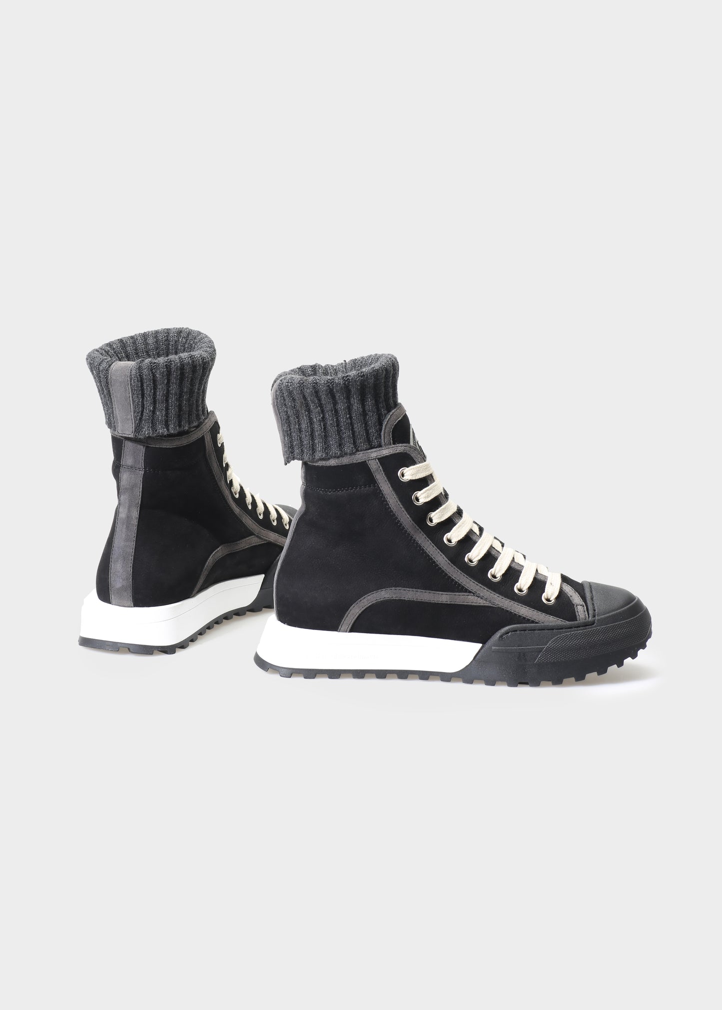 ELSA 003 NERO SNEAKERS IN NABUK IDRO LEATHER