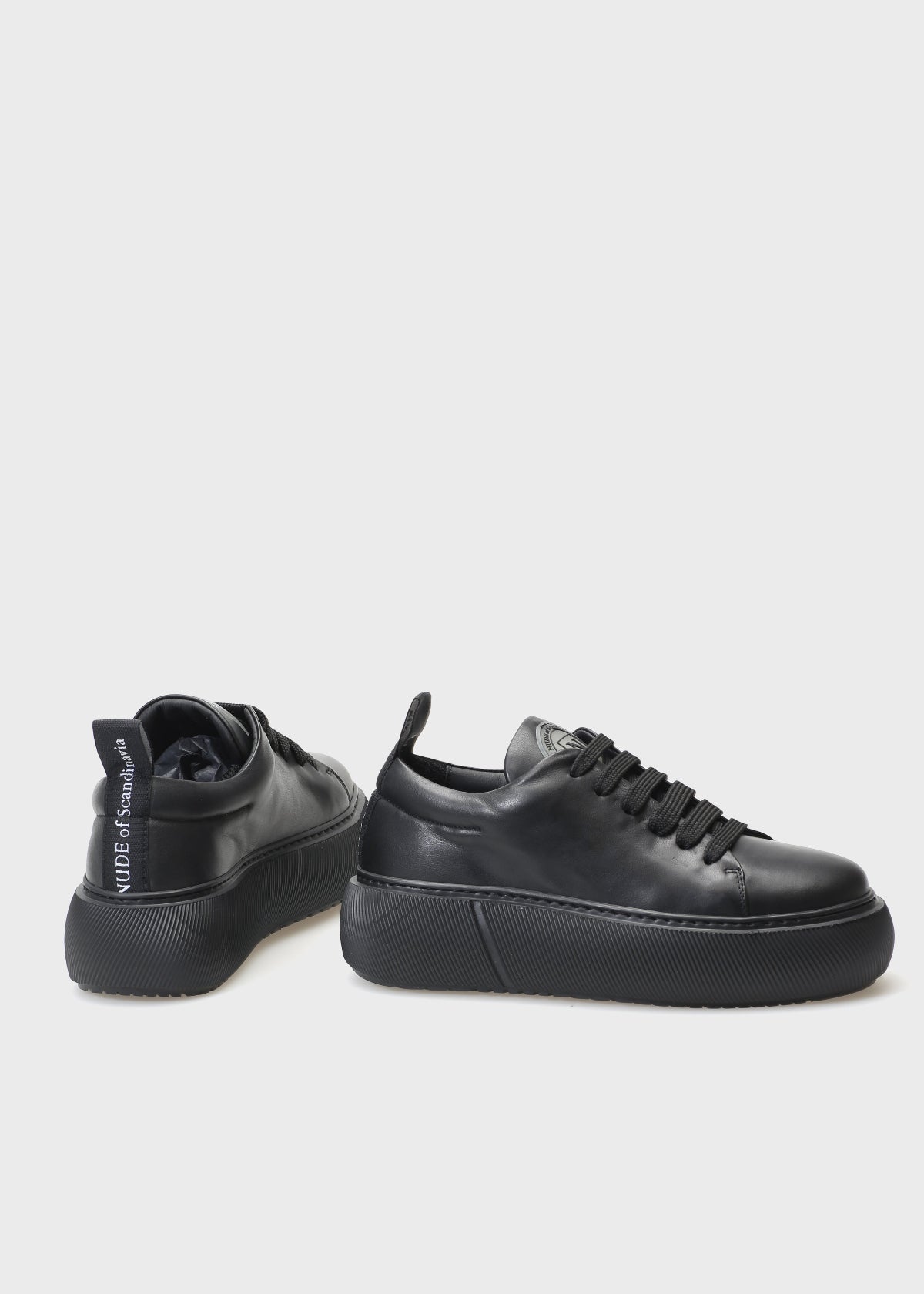 HEDDA 015 CAPRICORNO NERO