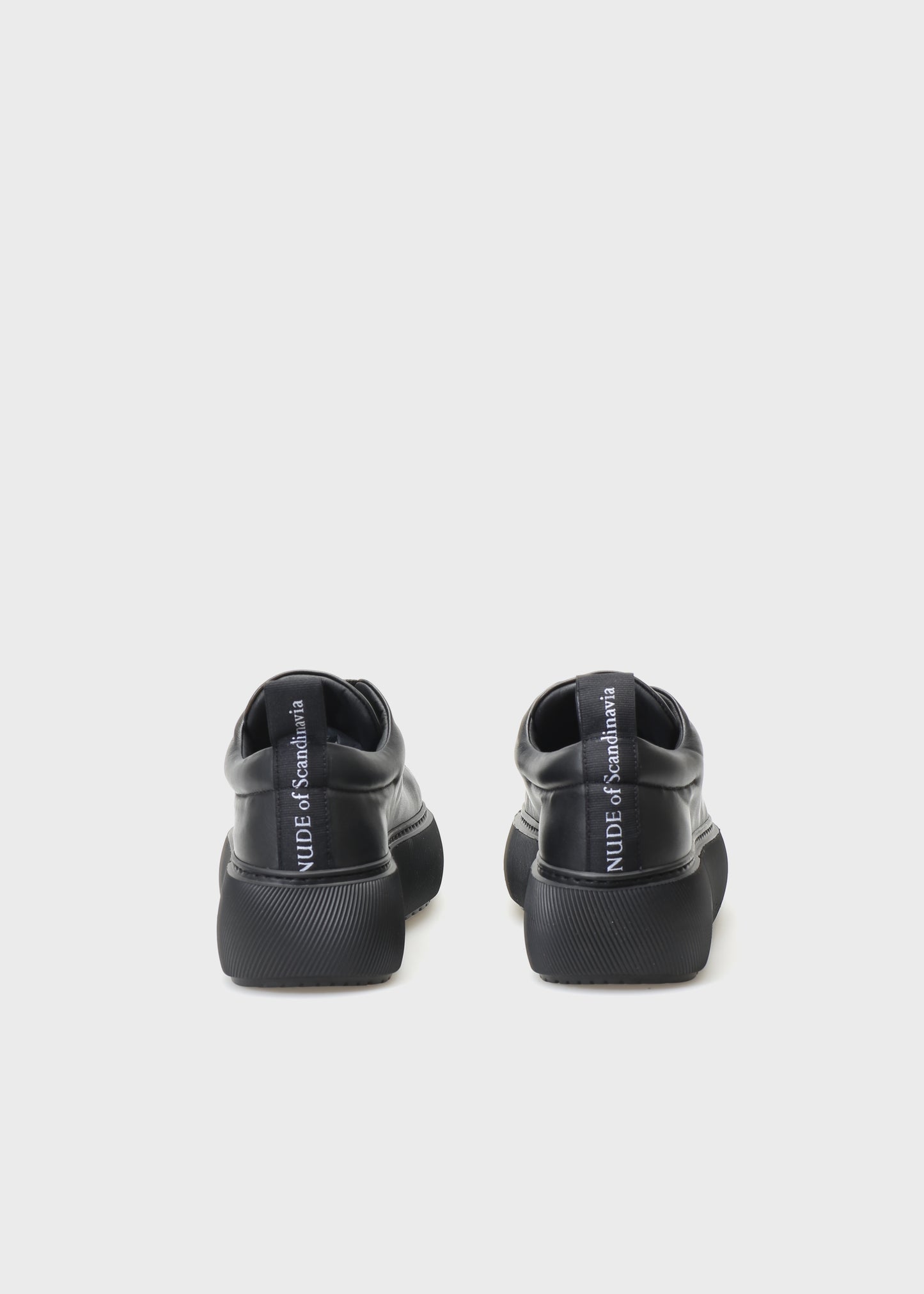 HEDDA 015 CAPRICORNO NERO