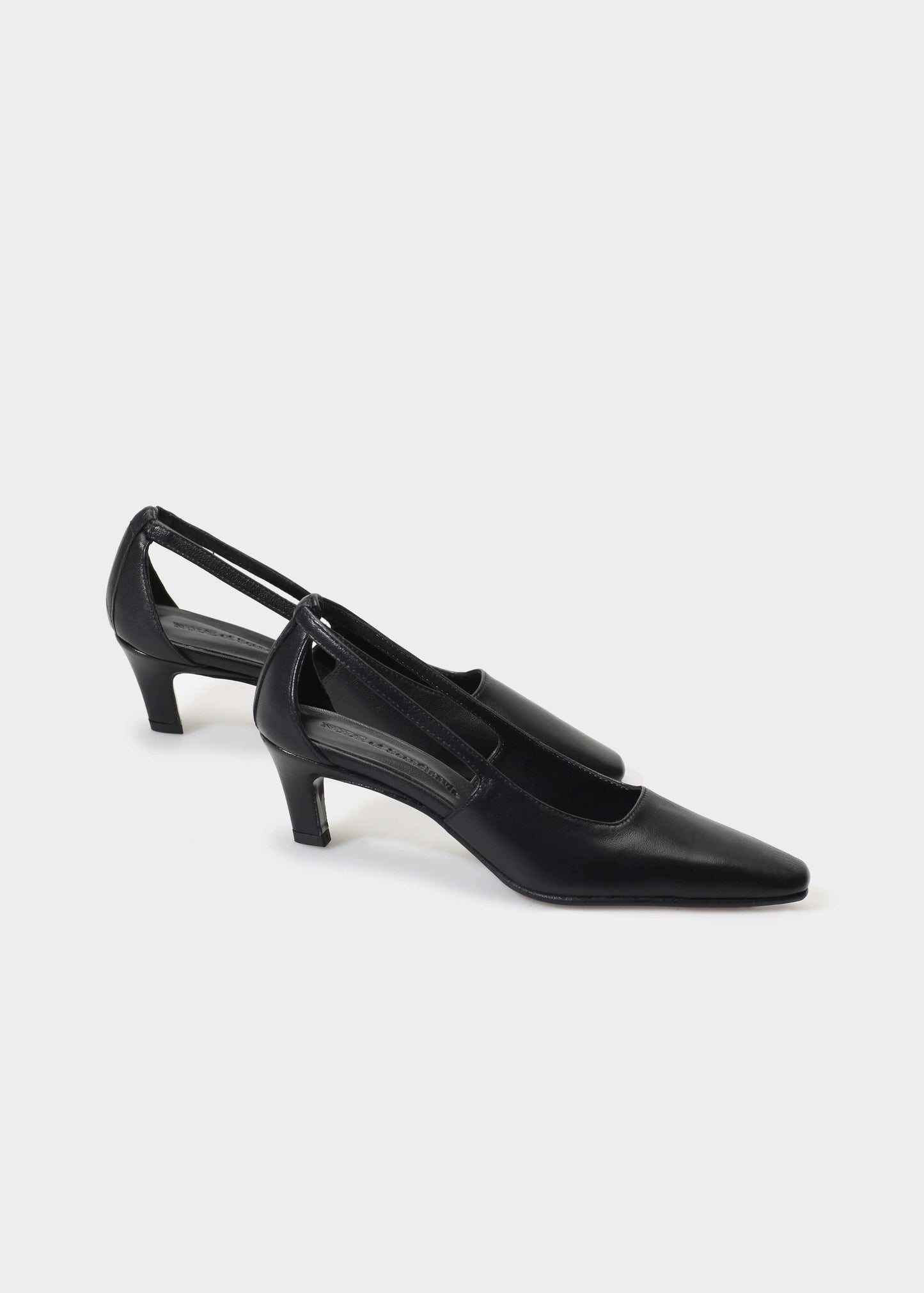CAMILLA 006 NERO HEELS IN TROPEZ LEATHER