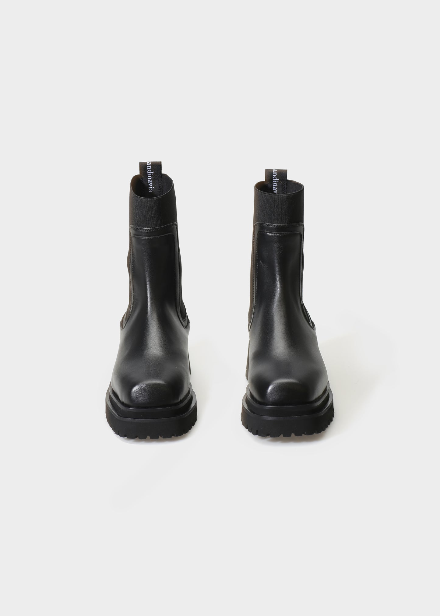 VILMA 073 NERO BOOTS IN CAPRICORNO LEATHER