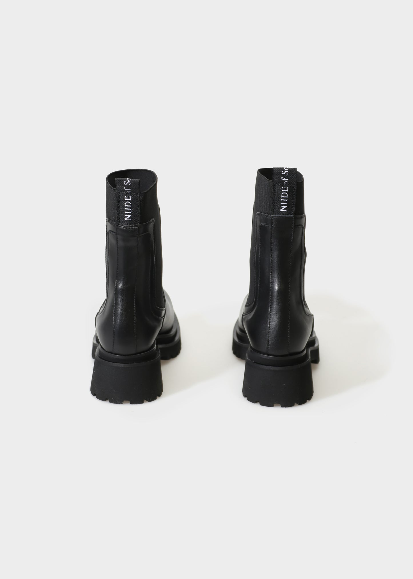 VILMA 073 NERO BOOTS IN CAPRICORNO LEATHER