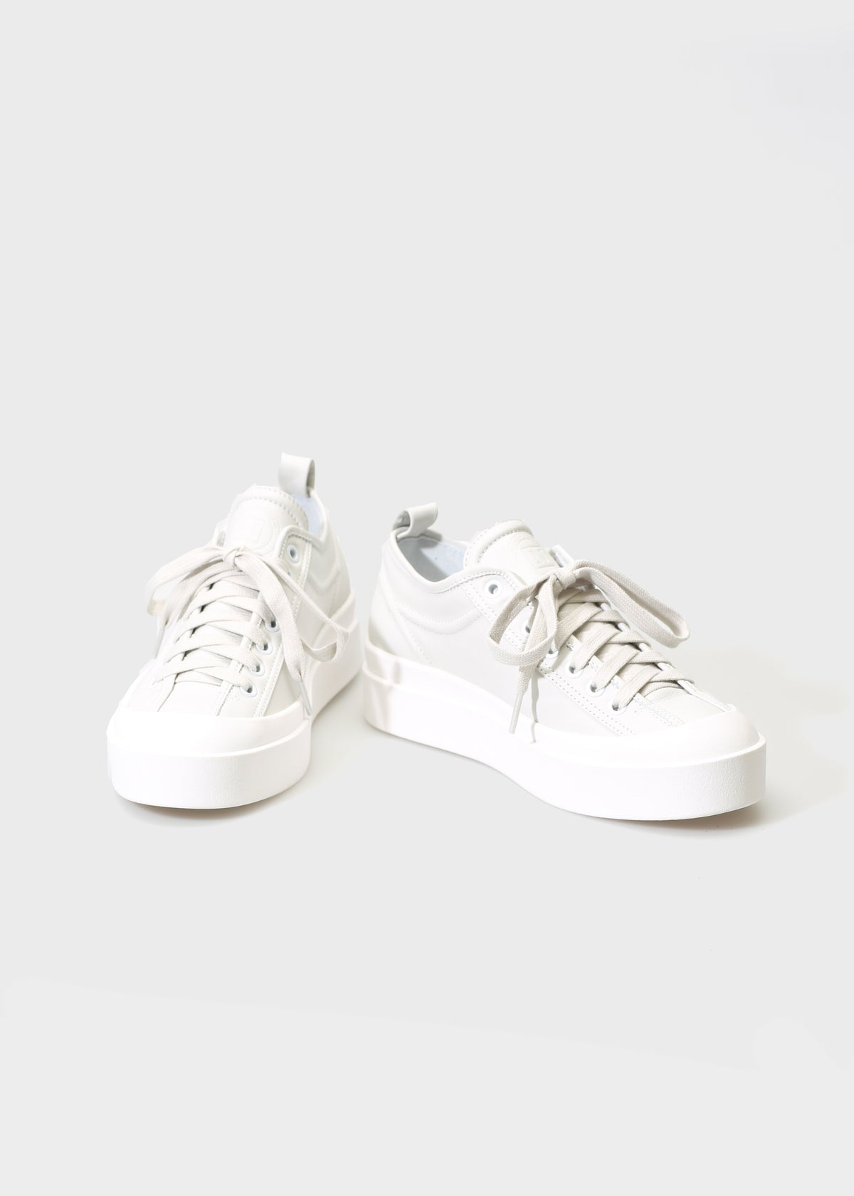 NICKY 001 BIANCO FREDDO SNEAKER IN CAPRICORNO LEATHER