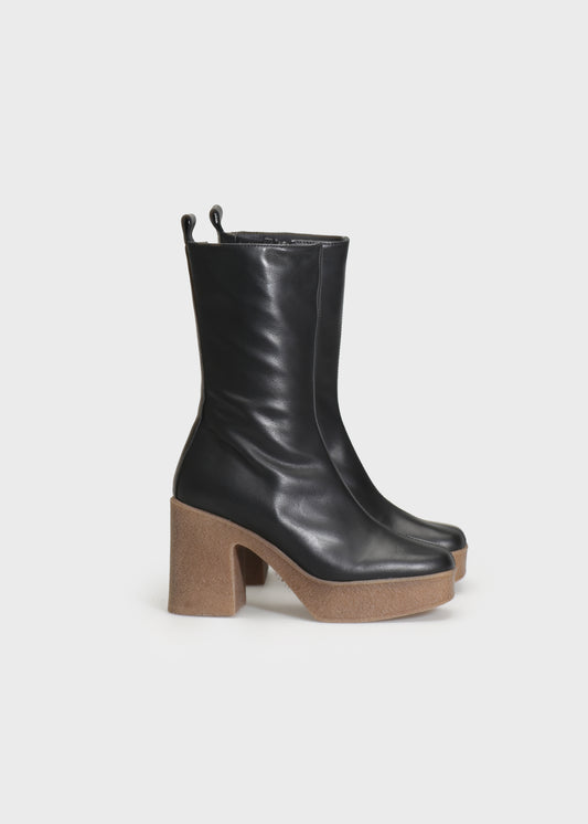 UNA 136 NERO BOOTS IN CAPRICORNO LEATHER