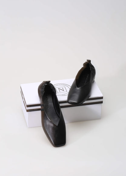 CHLOE 012 NERO  BALLERINA IN TROPEZ LEATHER