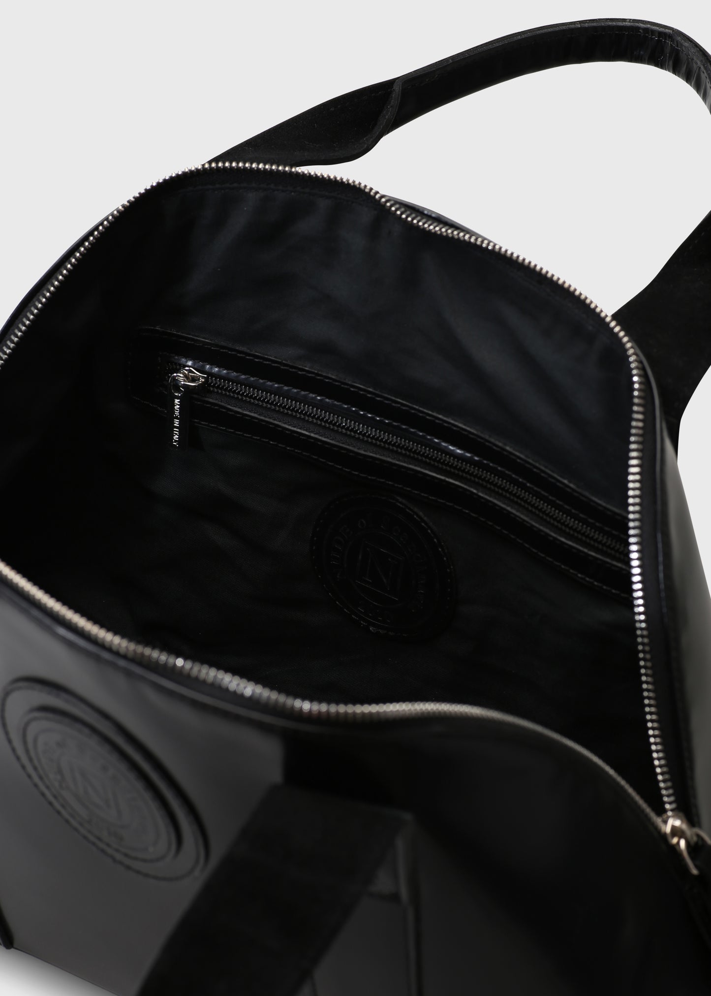 BOWLING 002 NERO BAG IN LEATHER ABRASIVATO