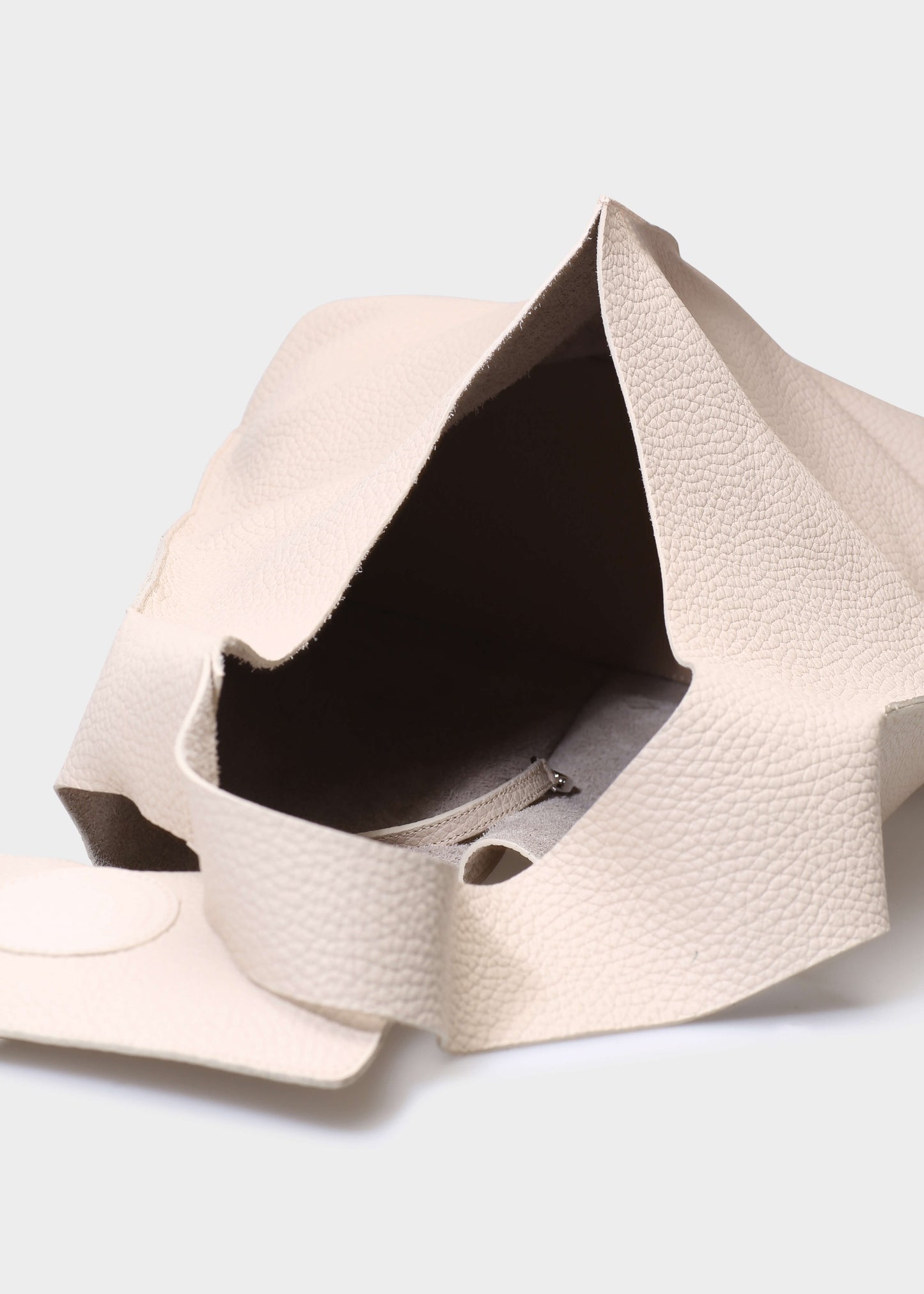 ADELE LATTE BAG IN CAPRICORNO LEATHER