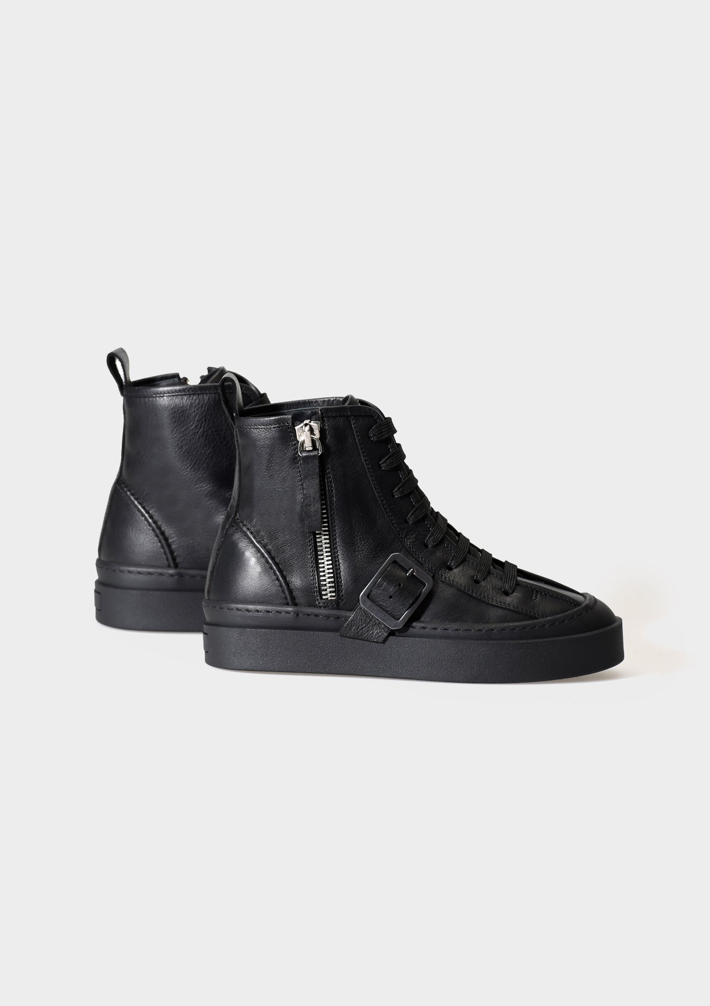 NICKY 003 NERO SNEAKER IN CAPRICORNO LEATHER