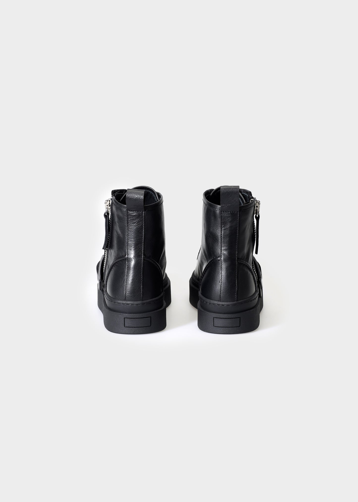 NICKY 003 NERO SNEAKER IN CAPRICORNO LEATHER