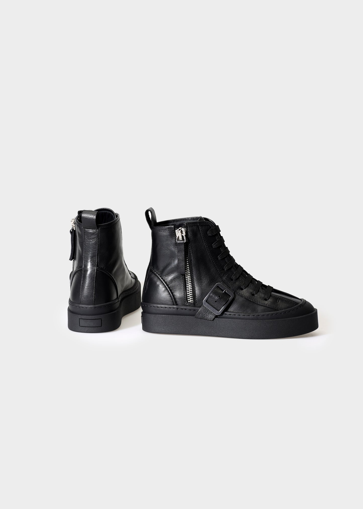 NICKY 003 NERO SNEAKER IN CAPRICORNO LEATHER