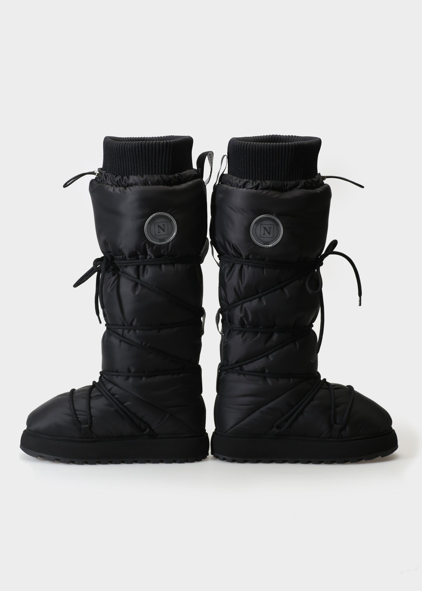 FILIPPA 002 BLACK KNEE BOOT IN TECH