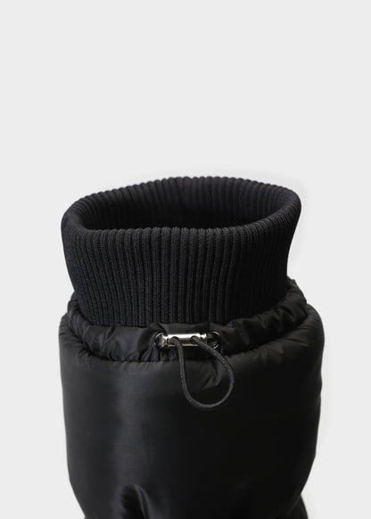 FILIPPA 002 BLACK KNEE BOOT IN TECH