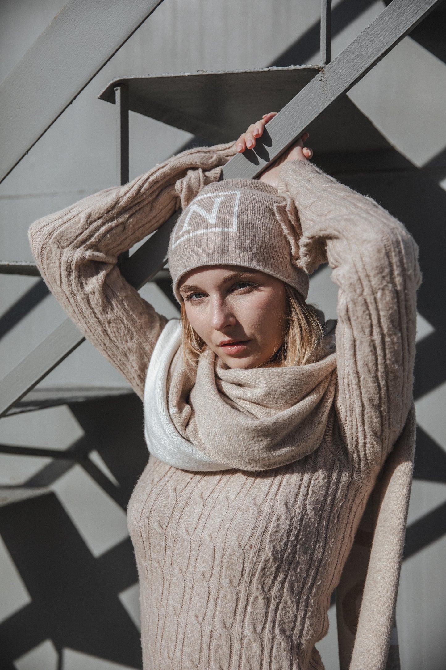 JAMI CASHMERE BEIGE/PANNA BEANIE