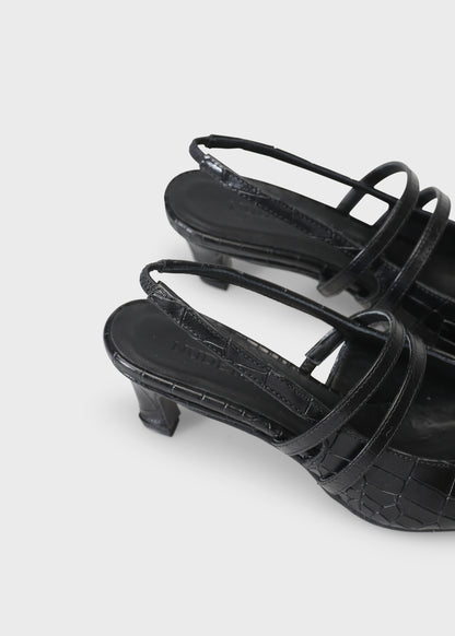 CAMILLA 004 NERO HEELS IN COCCO BABY LEATHER