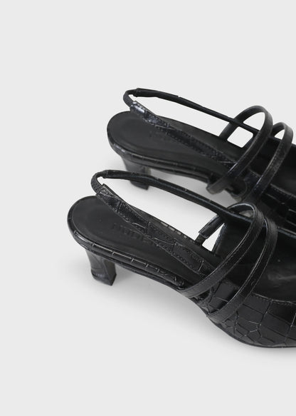 CAMILLA 004 NERO HEELS IN COCCO BABY LEATHER