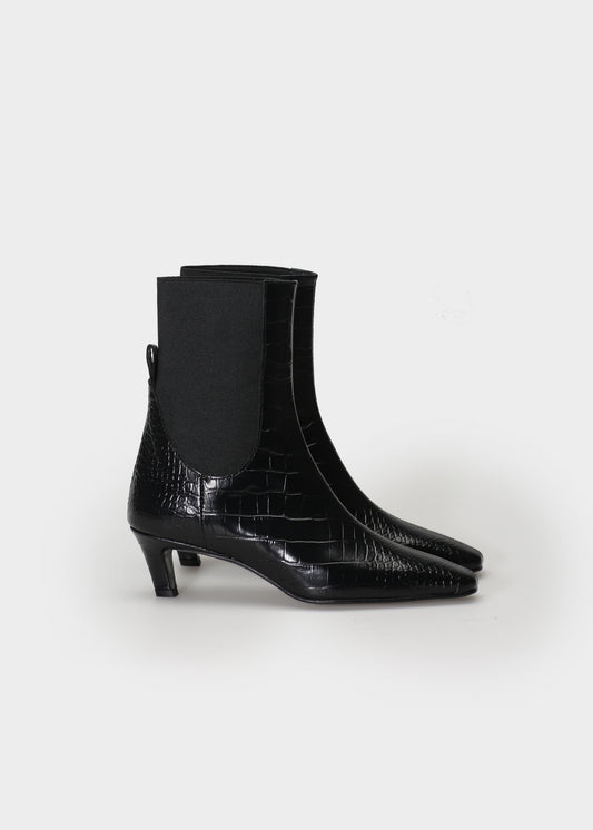 CAMILLA 001 NERO BOOTS IN COCCO BABY LEATHER - EXTRA SHINY