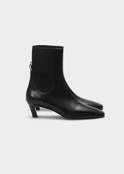 CAMILLA 001 VITELLO NERO