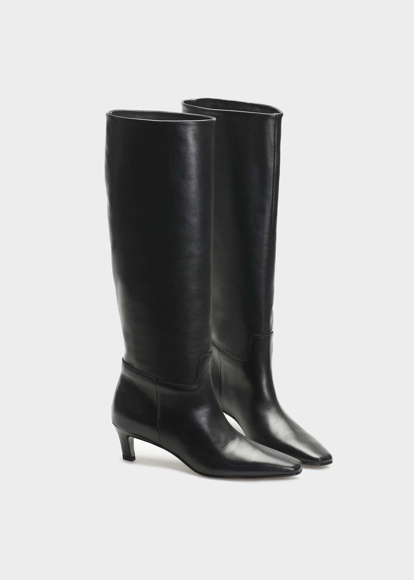 CAMILLA 002 NERO BOOT IN VITELLO LEATHER