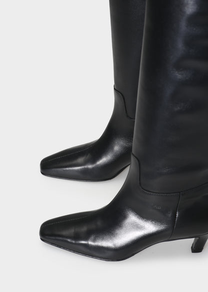 CAMILLA 002 VITELLO NERO