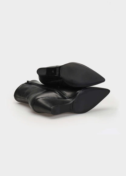 CHIELA 020 NERO BOOTS IN CAPRICORNO LEATHER
