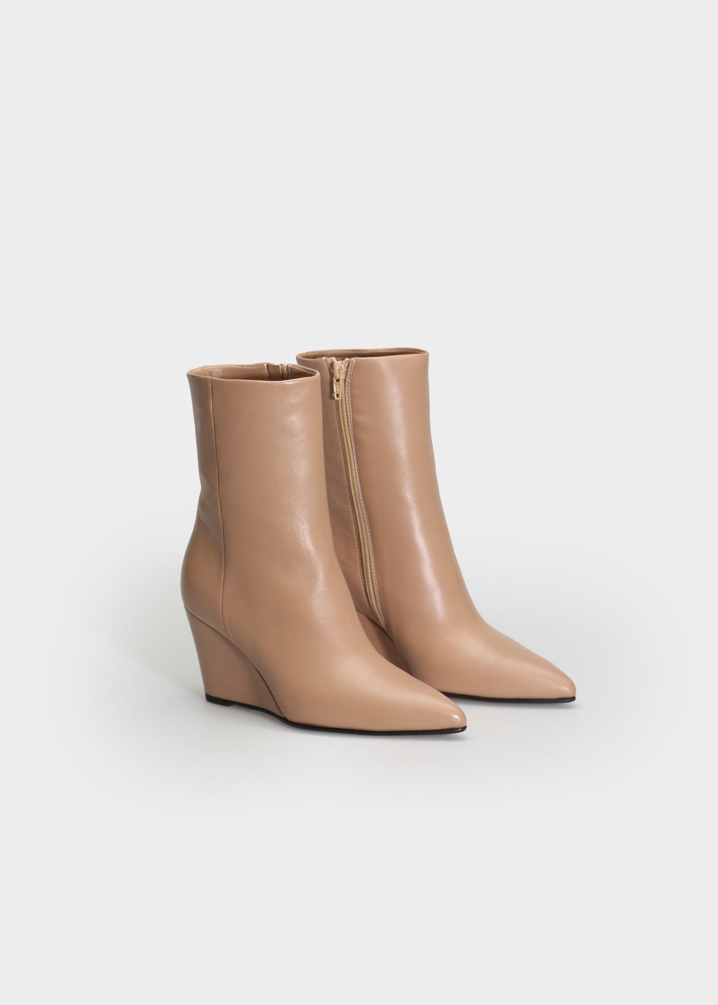 CHIELA 020 CAPRICORNO NUDE