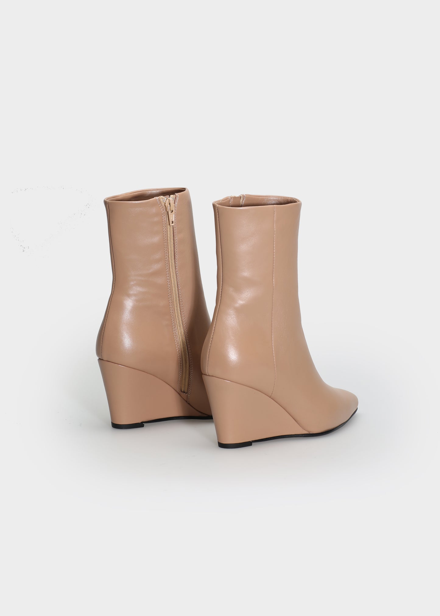 CHIELA 020 CAPRICORNO NUDE