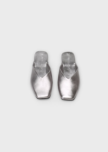 CHLOE 010 ACCIAO BALLERINA IN LAMINATO LEATHER