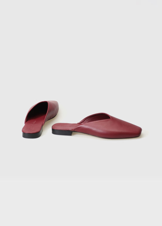 CHLOE 010 BORDEAUX BALLERINA IN TROPEZ LEATHER