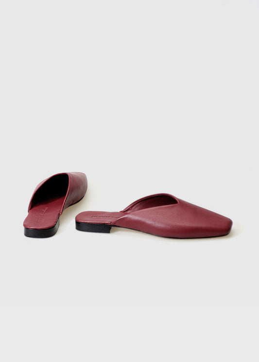 CHLOE 010 BORDEAUX BALLERINA IN TROPEZ LEATHER